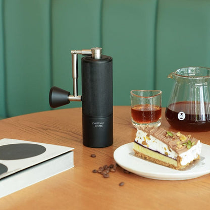 Timemore Chestnut C3S Pro | S2C Mahlwerk | Handmühle mit faltbarem Griff - Coffee Annan